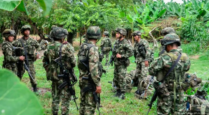 Ejército de Colombia reporta el secuestro de 57 soldados por parte de guerrilleros