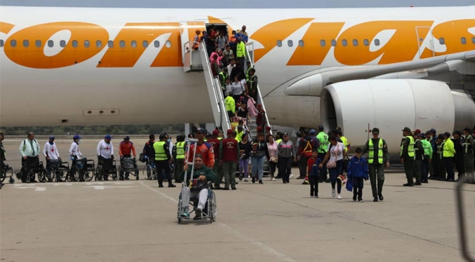 Llegan a Venezuela 200 migrantes repatriados desde Estados Unidos