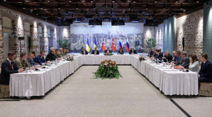 Encuentro en Estambul: Zelenski anuncia canje de prisioneros