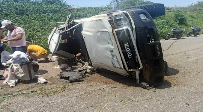 Accidente en Anzoátegui deja una mujer fallecida y seis heridos, todos oriundos de Zulia