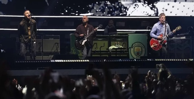 Lluvia de elogios para el regreso de Oasis en la prensa británica