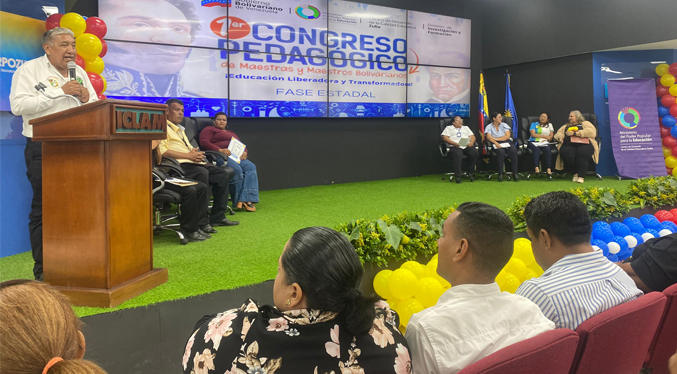 Realizan el primer congreso de Maestras y Maestros Bolivarianos por la excelencia de la educación