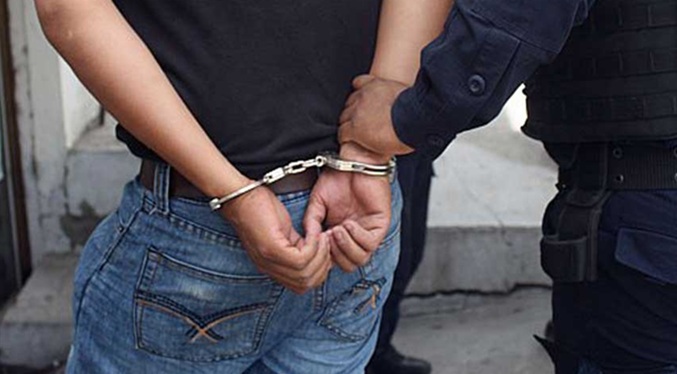 Adolescente denuncia a su padre ante la PNB por abuso sexual