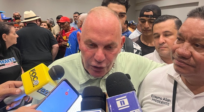 Alcalde Di Martino asegura que el aumento del pasaje «no está autorizado»