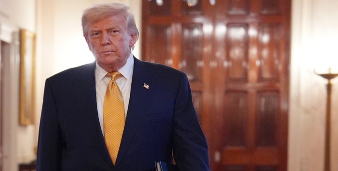 Trump acusa al WSJ de publicar una carta «falsa» a Epstein: «No son mis palabras»