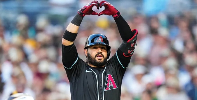 Eugenio Suárez empata a Ohtani en el liderato de jonrones de la Liga Nacional