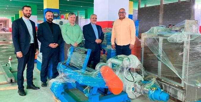 Llegan a Venezuela materiales para instalar fábrica de fibra óptica en alianza con Irán