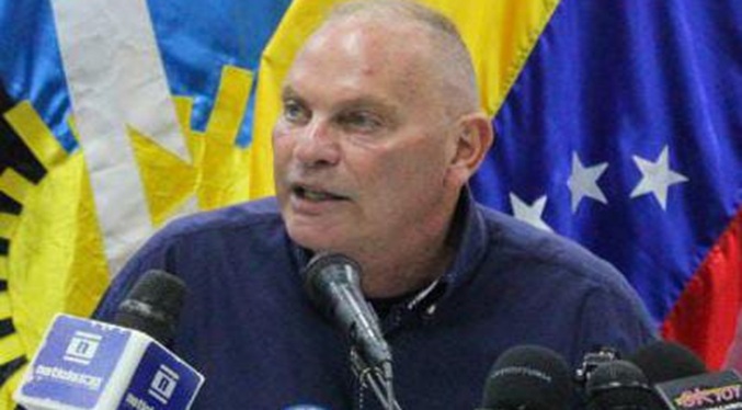 Di Martino alerta sobre incendio registrado frente al Terminal de Pasajeros