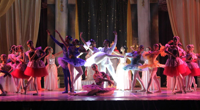 Le Studio de Ballet celebra su décimo aniversario con una magistral puesta en escena