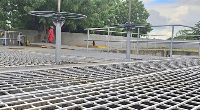 Rehabilitan macrosistema de tratamiento de aguas servidas en Cabimas