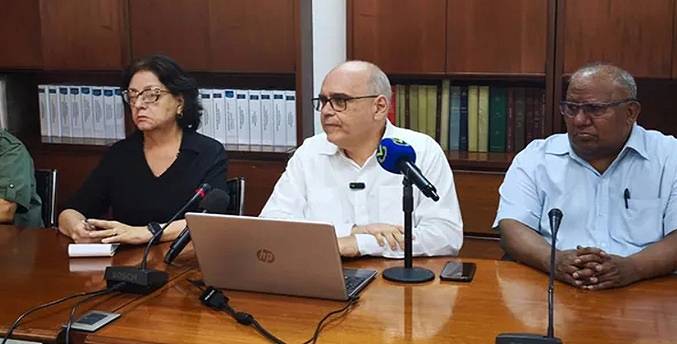 Profesores universitarios denuncian pérdida del 95 % del valor de los bonos vacacionales