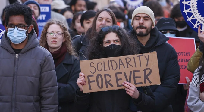 Universidad de Columbia complace a Trump con nueva definición de antisemitismo