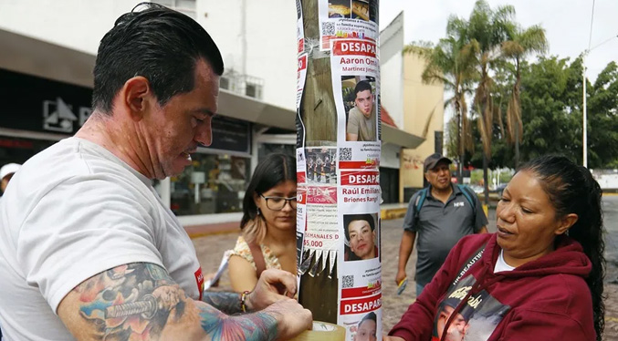 Periodistas en México abren plataforma para identificar prendas de personas desaparecidas