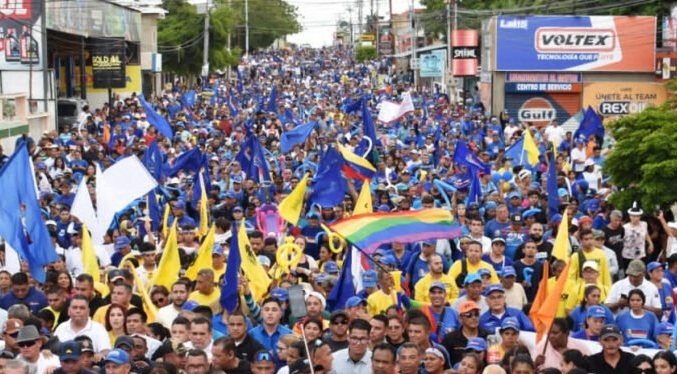 Oposición arranca las campañas municipales con la pesada mochila del sector que llama a la abstención