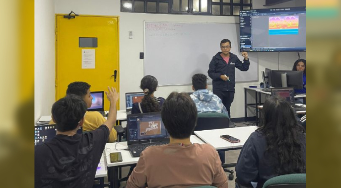 Jóvenes de Lechería crean videojuego vecinal