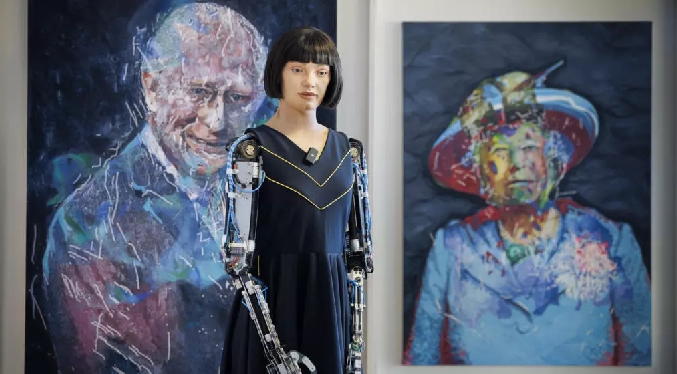 El robot Ai Da asegura que no busca «reemplazar a los artistas humanos»