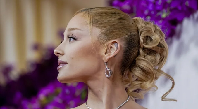 Ariana Grande regresa a los escenarios en 2026 con su gira The Eternal Sunshine