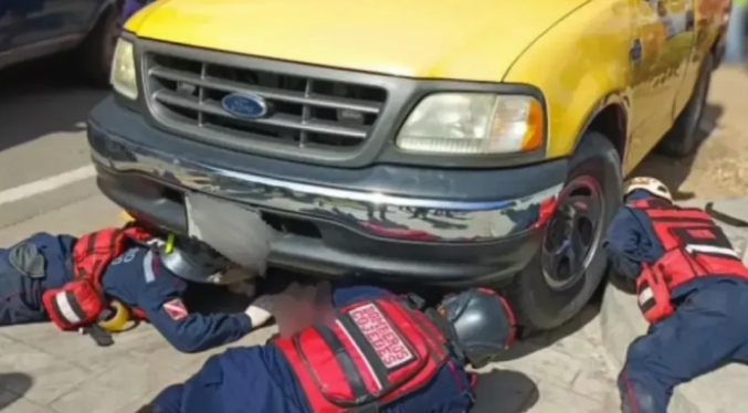 Parquero muere arrollado por una camioneta en San Carlos