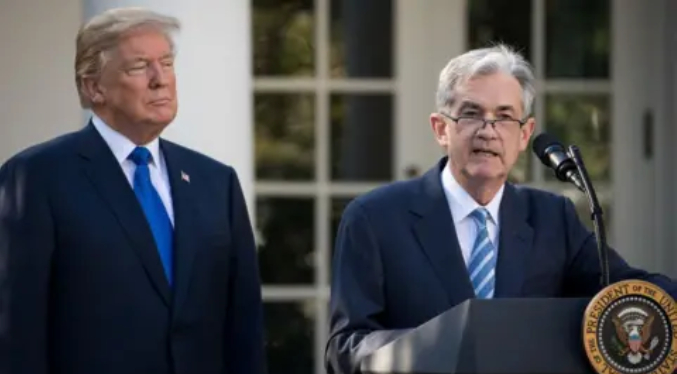 Trump amenaza con llevar a la justicia al jefe de la Fed