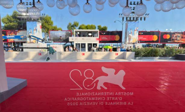 El Festival de Venecia calienta una edición estelar y pendiente de la guerra en Gaza