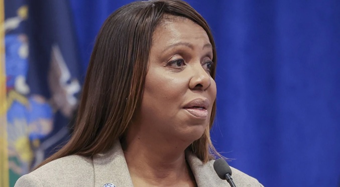 Fiscal de Nueva York dice que el ICE viola la ley al retener a los inmigrantes en su sede