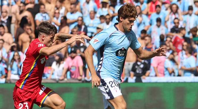 Uche se exhibe y el Getafe olvida sus penas ante el Celta