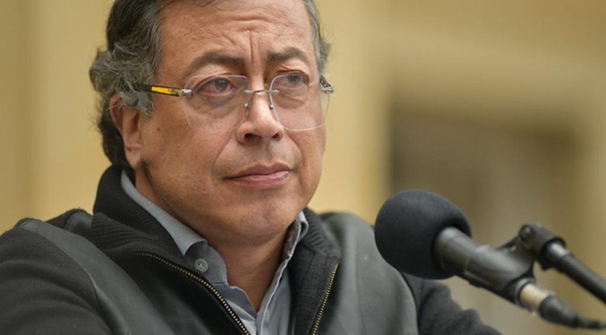 Petro lamenta muerte de siete menores en bombardeo a guerrilleros