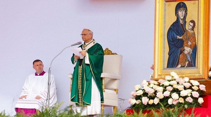 León XIV clausura su multitudinario Jubileo de los Jóvenes: «Aspiren a cosas grandes»