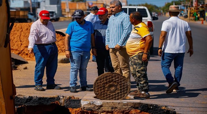 Sustitución de colector y alcantarillado garantizan transitabilidad en el oeste de Maracaibo