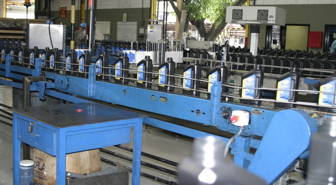 Industria nacional de lubricantes opera en un 70 % de su capacidad instalada