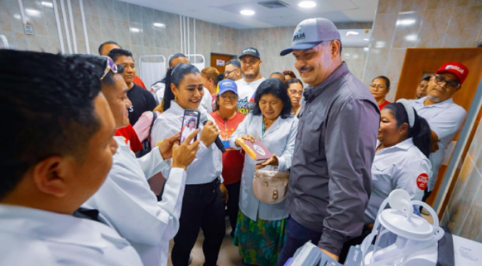 Jornada de trabajo por la salud realiza el gobernador Luis Caldera en el municipio Colón