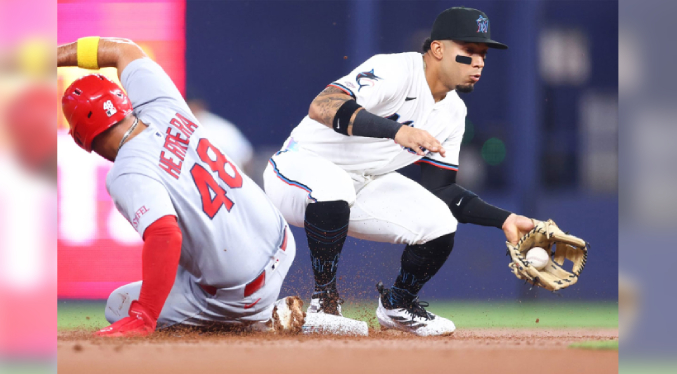 El aguilucho Máximo Acosta hizo su debut en la MLB