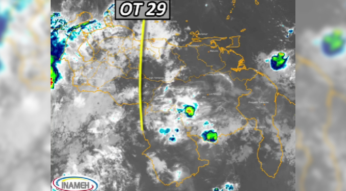 Abundante nubosidad arrastra la onda tropical 29 en su avance hacia el occidente de Venezuela