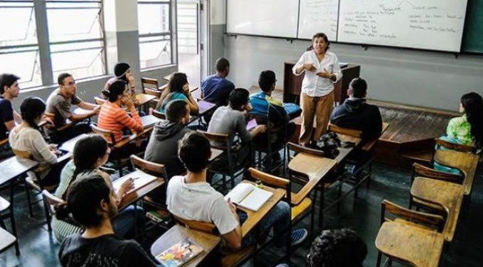 APUCV revela lo que gana un profesor universitario en Venezuela en agosto de 2025