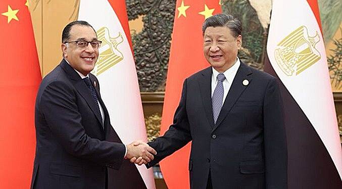 Xi dice a primer ministro egipcio que lazos entre China y Egipto están en su mejor momento