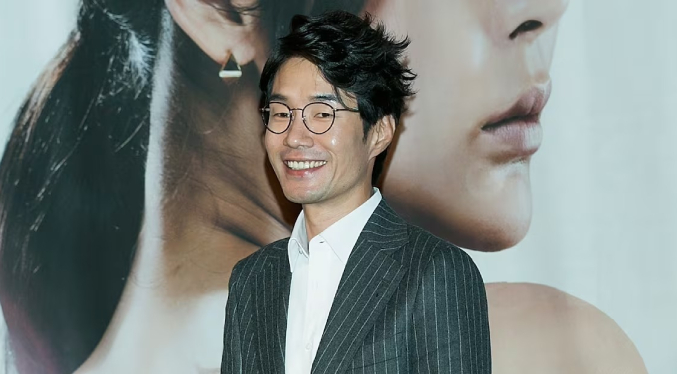 Actor surcoreano Song Young-kyu fue hallado muerto dentro de su auto
