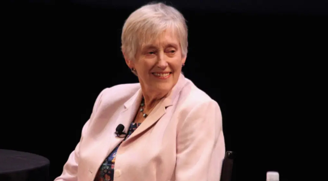 Muere la «primera dama del espionaje», directora del misterioso MI5