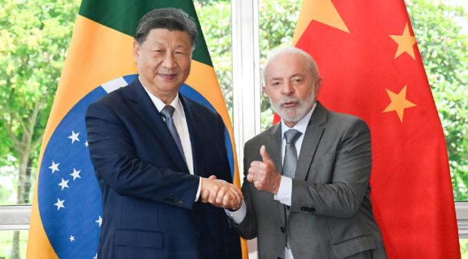 Xi: China y Brasil pueden dar ejemplo de «autosuficiencia»