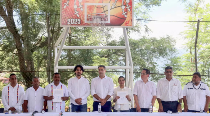 Adidas ofrece disculpas públicas a artesanos mexicanos por usar sus diseños