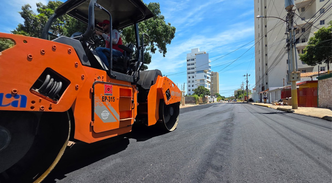 Con más de mil toneladas Di Martino inicia su plan de asfaltado