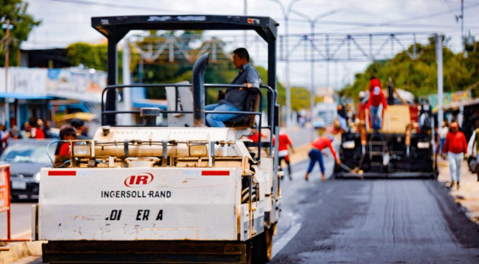 Gobernación de Zulia asfalta e ilumina el Corredor vial Luis Hómez