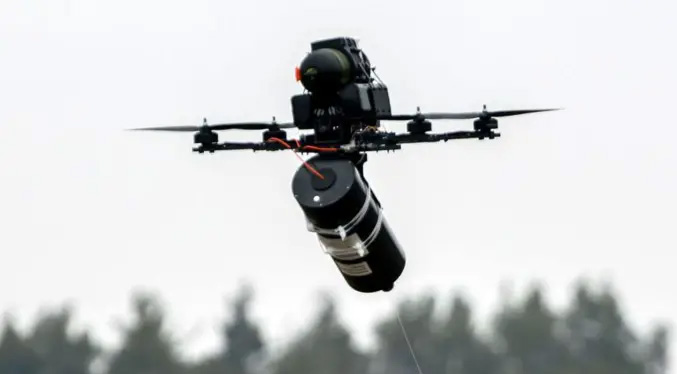 Drones ucranianos atacan una refinería rusa, a unos dos mil kilómetros de la frontera