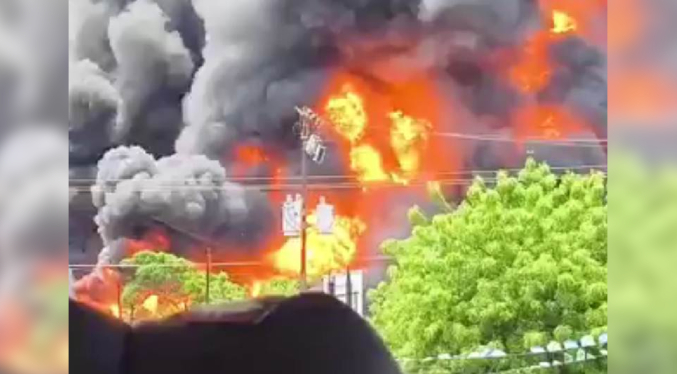 Voraz incendio en empresa química deja dos fallecidos en Carabobo