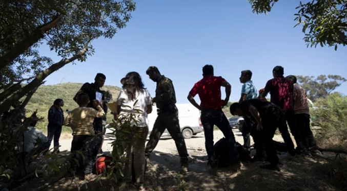 Cae un hombre por tráfico de inmigrantes en frontera de Texas