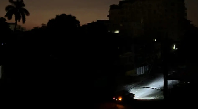 Cinco provincias de Cuba sufren un apagón total