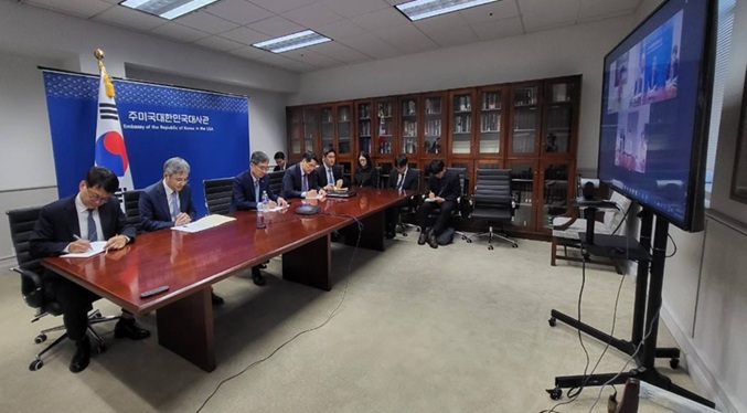 Rubio y el canciller surcoreano se reúnen sin pronunciarse sobre los detenidos en Georgia