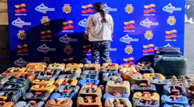 Va presa por contrabandear gasolina