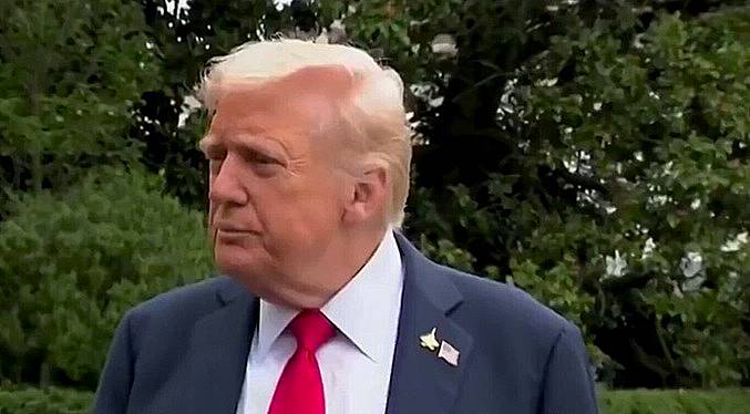 Trump dice que EEUU monitoreará «muy seriamente» a narcos venezolanos en tierra