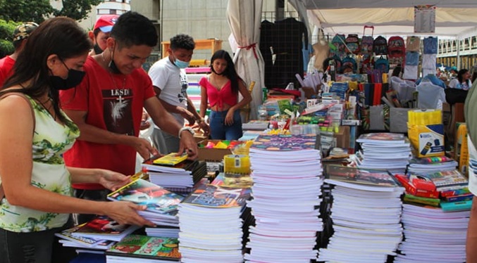 Descuentos de 20 y 30 % en la Feria Escolar de Alcaldía de Maracaibo