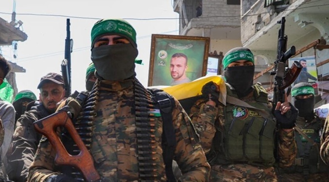 Hamás pide a Trump garantías para alto el fuego a cambio de la mitad de rehenes, según Fox